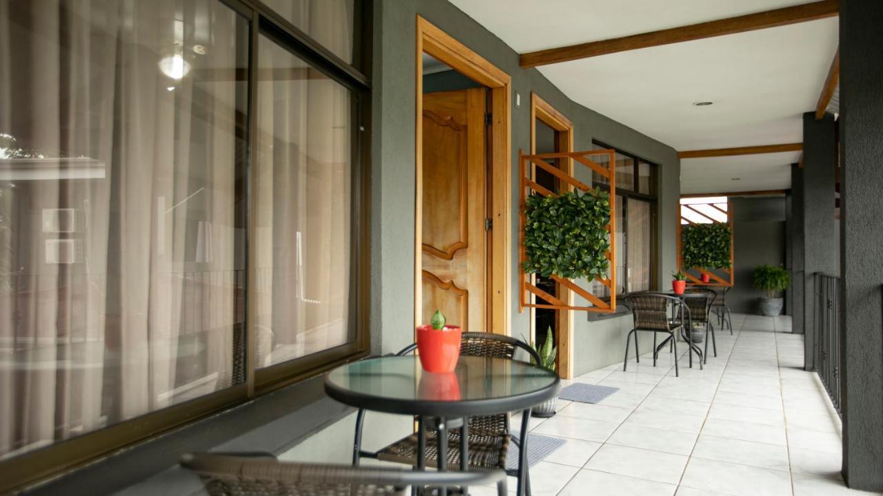 Coati Arenal Lodge La Fortuna 외부 사진